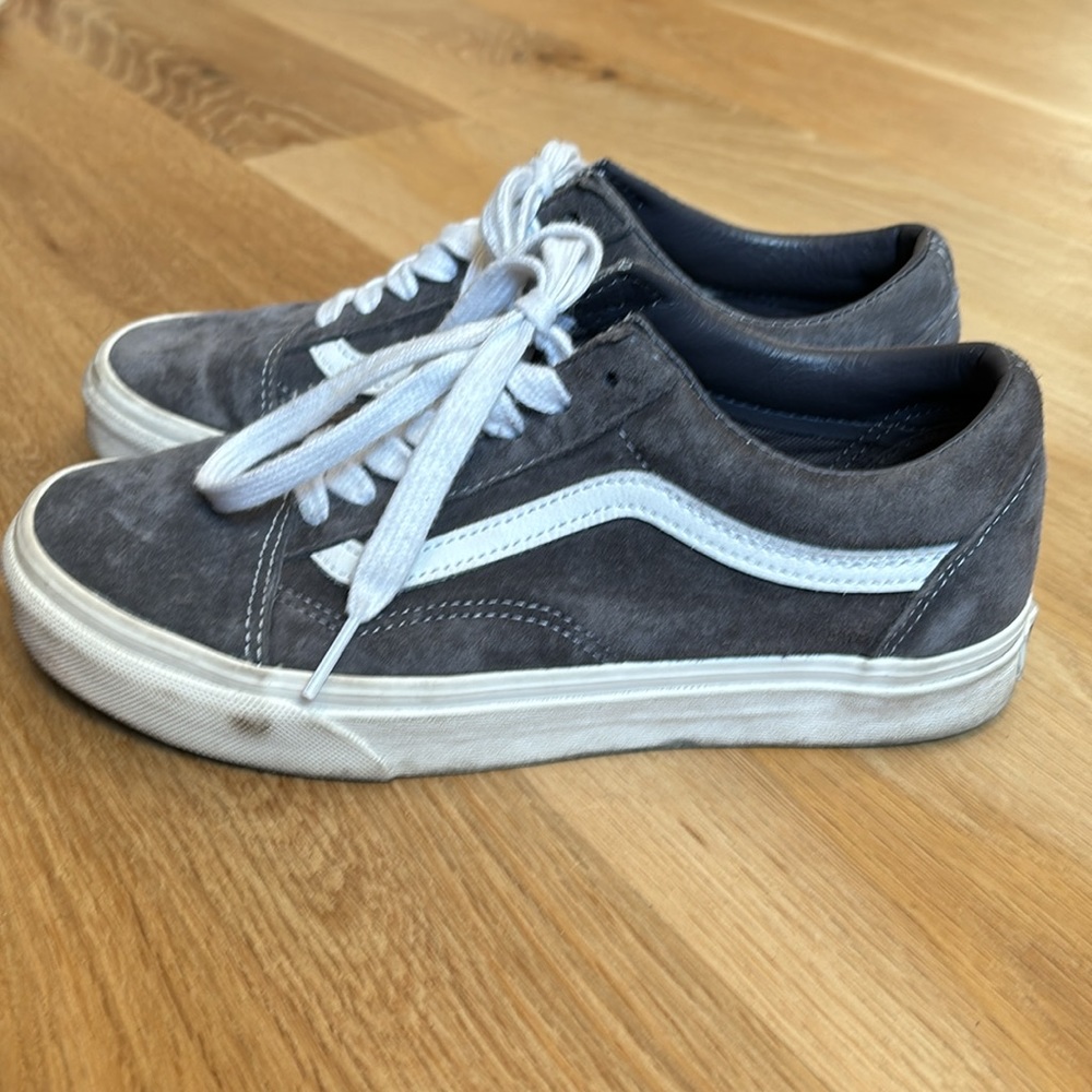 Vans Women’s Water Repellant Suede Sneaker - Grey